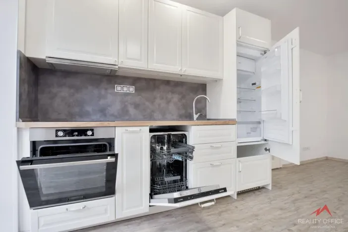 Prodej bytu 2+kk, Děčín - Děčín IV-Podmokly, Raisova, 52 m2