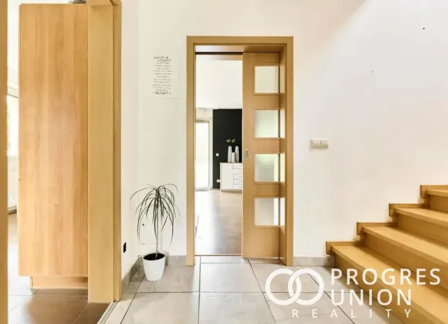 Prodej rodinného domu, Valašská Polanka, 350 m2