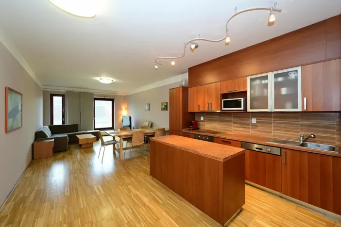 Pronájem bytu 2+kk, Praha - Karlín, Rohanské nábřeží, 77 m2