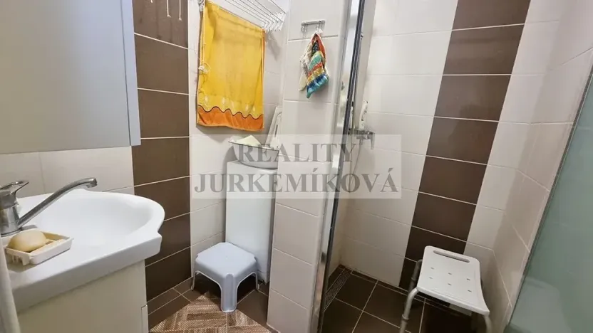 Prodej rodinného domu, Nákří, 567 m2