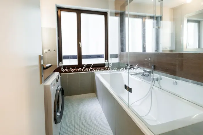 Pronájem bytu 2+kk, Praha - Karlín, Šaldova, 51 m2