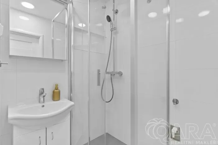 Pronájem bytu 2+kk, Praha - Prosek, Jetřichovická, 44 m2