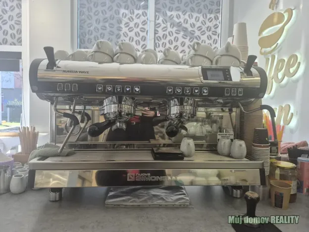 Pronájem restaurace, Praha - Černý Most, 55 m2