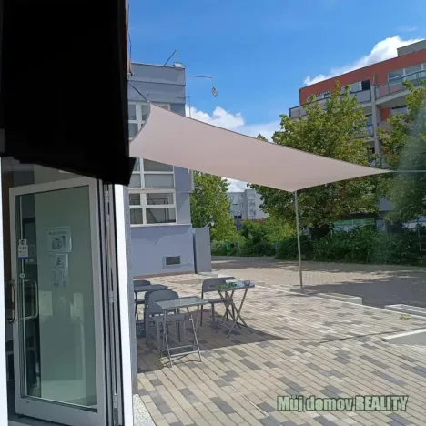 Pronájem restaurace, Praha - Černý Most, 55 m2