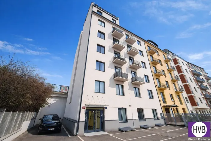 Prodej bytu 2+kk, Praha, V závětří, 67 m2