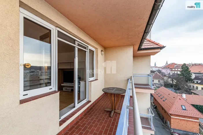 Pronájem bytu 2+kk, Praha - Vršovice, Smolenská, 78 m2