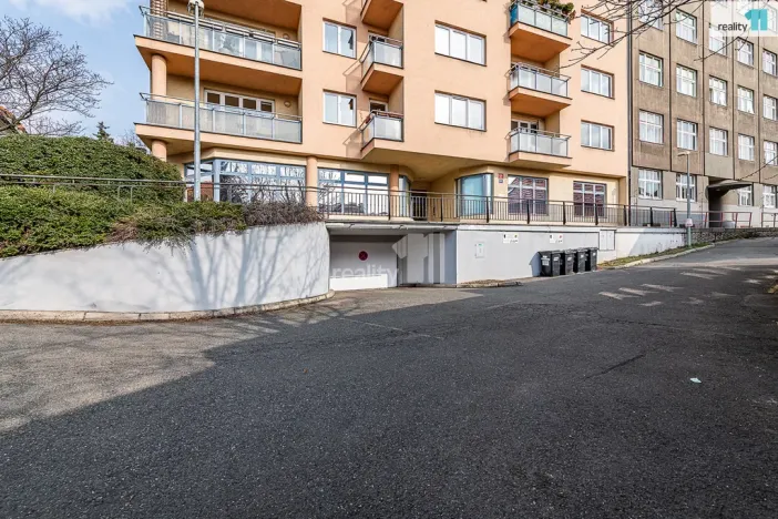 Pronájem bytu 2+kk, Praha - Vršovice, Smolenská, 78 m2