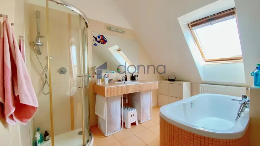 Pronájem bytu 3+kk, Praha, Buchovcova, 82 m2