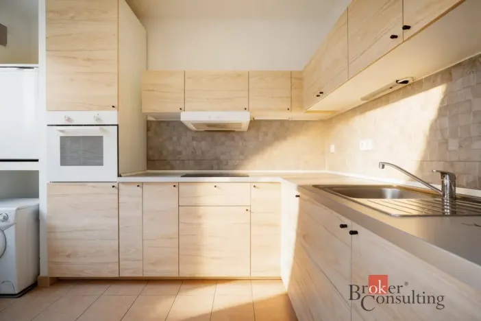 Pronájem bytu 1+1, Praha - Hlubočepy, Lamačova, 32 m2