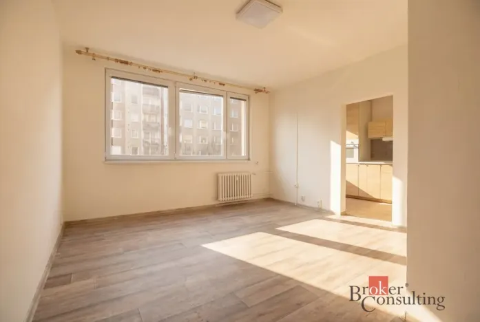 Pronájem bytu 1+1, Praha - Hlubočepy, Lamačova, 32 m2