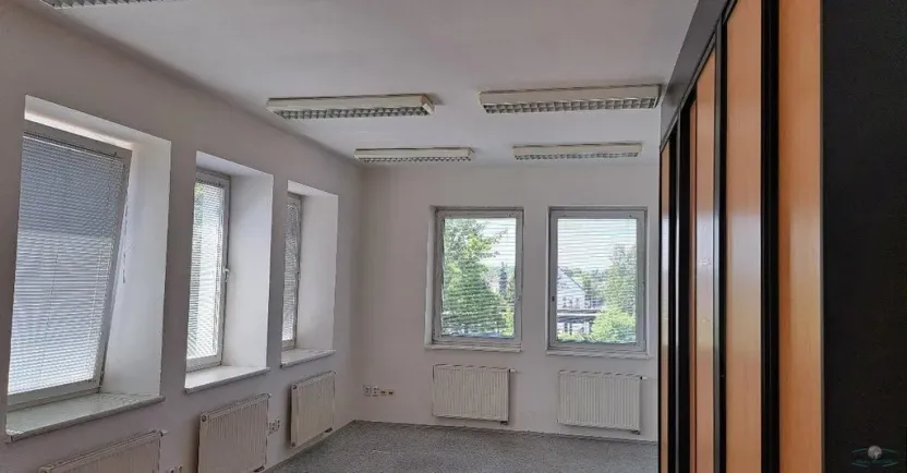 Pronájem kanceláře, Jindřichův Hradec - Jindřichův Hradec II, U Nádraží, 55 m2