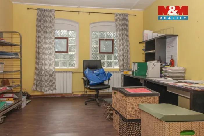 Pronájem skladu, Varnsdorf, Karlova, 700 m2