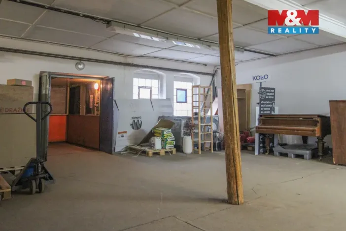 Pronájem skladu, Varnsdorf, Karlova, 700 m2