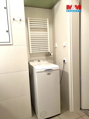 Pronájem bytu 1+kk, Zlín, Zelinova, 33 m2