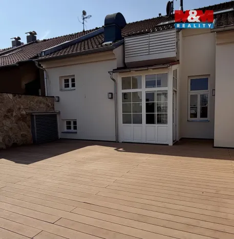 Pronájem bytu 3+kk, Pardubice - Zelené Předměstí, Na Hrádku, 80 m2