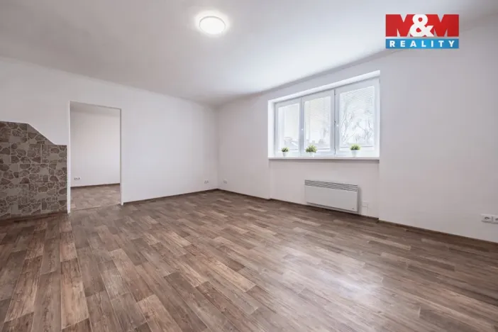 Prodej bytu 2+1, Milovice, Dukelská, 61 m2