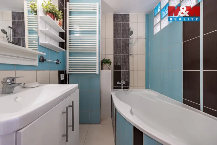 Prodej bytu 2+1, Milovice, Dukelská, 61 m2