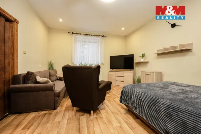 Prodej bytu 2+1, Hanušovice, Školní, 60 m2