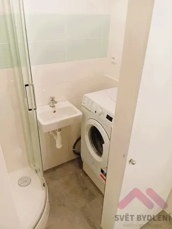 Pronájem bytu 1+kk, Praha - Vršovice, Kodaňská, 24 m2