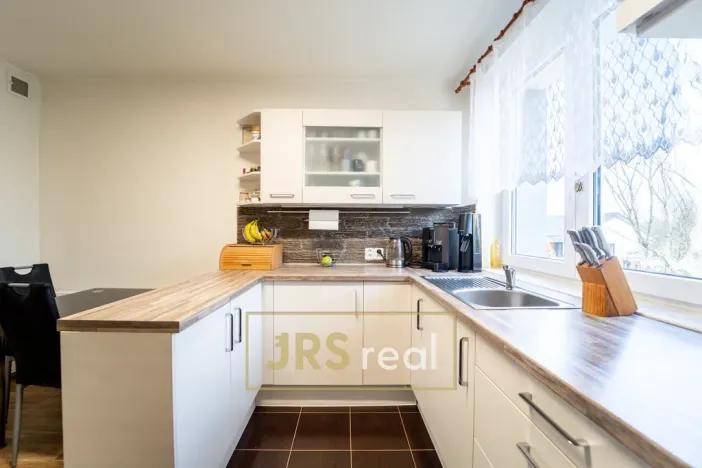 Prodej bytu 3+1, Přáslavice, 78 m2