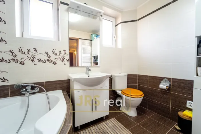 Prodej bytu 3+1, Přáslavice, 78 m2