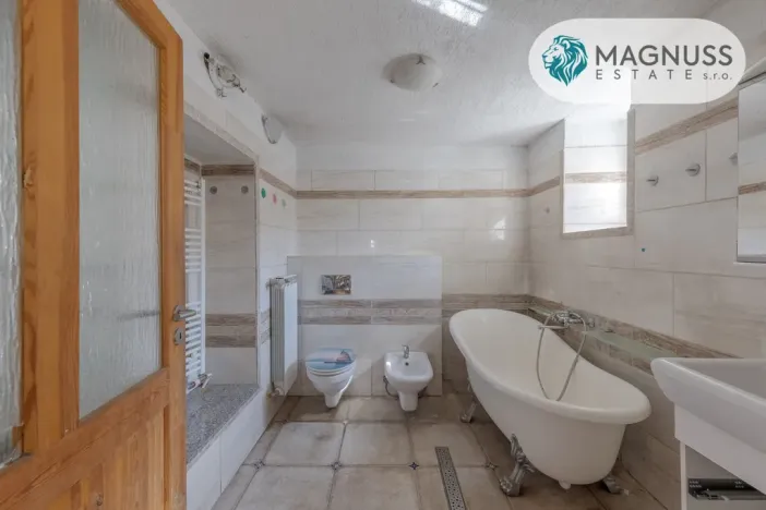 Prodej vícegeneračního domu, Litovel - Myslechovice, 280 m2