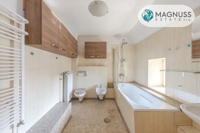 Prodej vícegeneračního domu, Litovel - Myslechovice, 280 m2