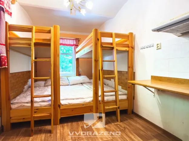 Prodej ubytování, Dolní Dvůr, 149 m2