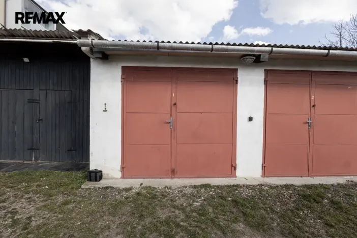 Pronájem garáže, Holešov, 16 m2