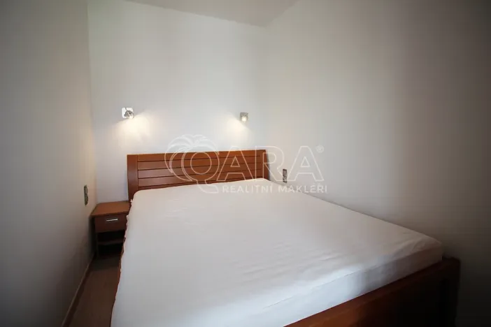 Pronájem bytu 1+kk, Praha - Holešovice, U průhonu, 31 m2