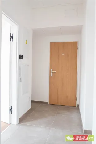 Pronájem bytu 2+kk, Praha, Na Výšince, 38 m2