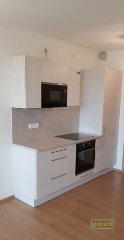 Pronájem bytu 2+kk, Praha, Fojtova, 50 m2