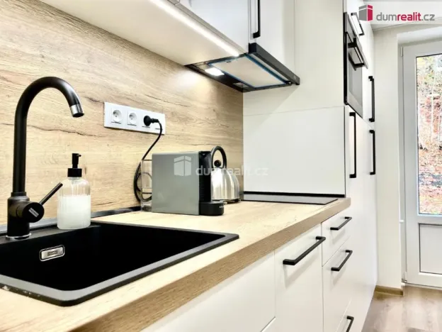 Prodej bytu 1+kk, Jáchymov, K Lanovce, 32 m2