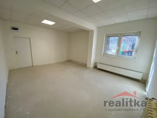 Pronájem obchodního prostoru, Opava - Kateřinky, Válečkova, 80 m2