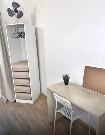 Pronájem bytu 2+kk, Praha - Smíchov, Grafická, 45 m2