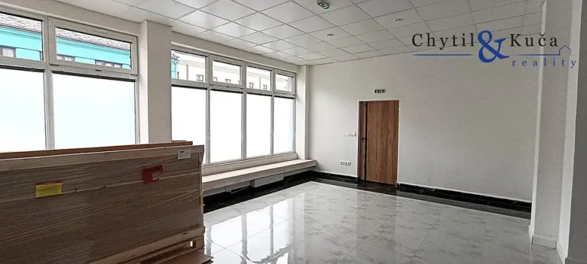 Pronájem obchodního prostoru, Přerov, Škodova, 138 m2