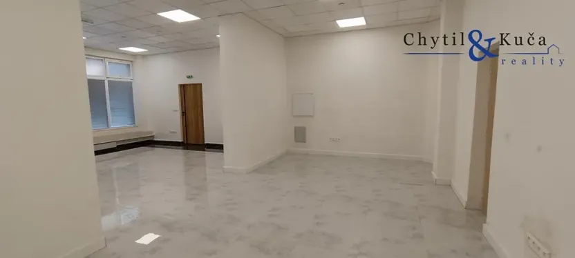 Pronájem obchodního prostoru, Přerov, Škodova, 138 m2