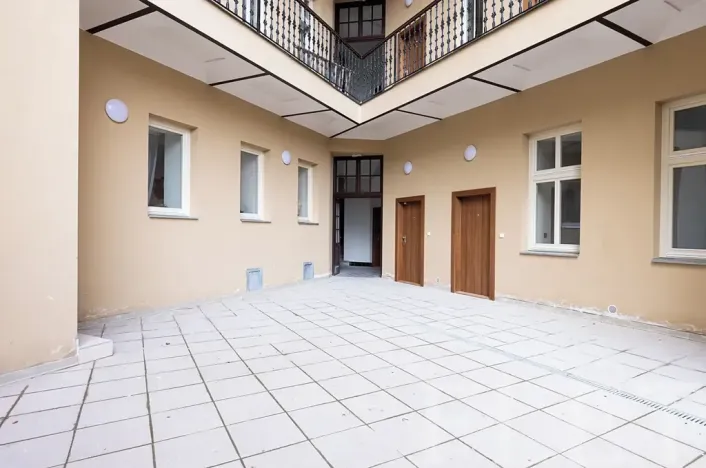 Pronájem bytu 1+kk, Praha - Žižkov, Seifertova, 29 m2