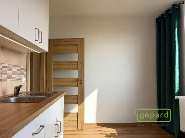 Pronájem bytu 1+1, Šternberk, Nádražní, 30 m2