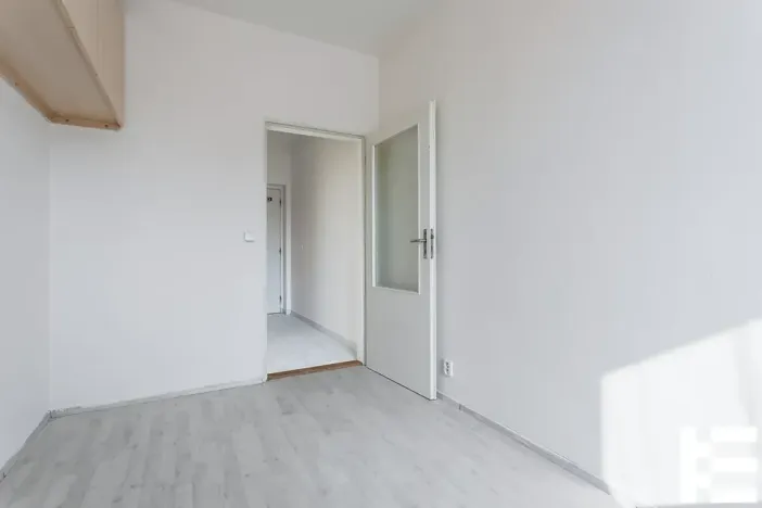 Prodej bytu 2+kk, Praha - Kyje, Pelušková, 41 m2