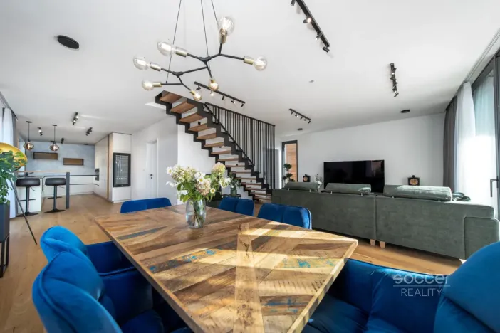 Prodej rodinného domu, Předboj, K Parku, 200 m2