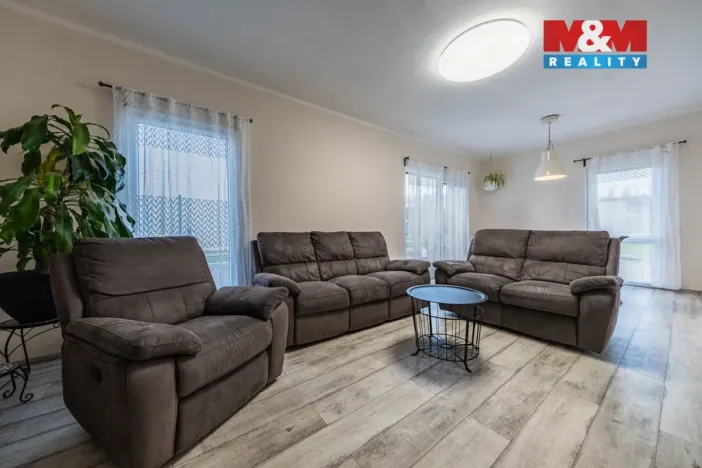 Prodej rodinného domu, Milovice - Mladá, 96 m2