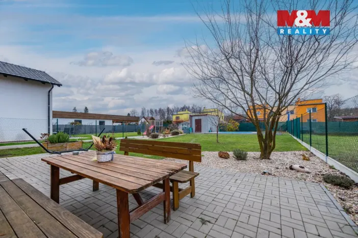 Prodej rodinného domu, Milovice - Mladá, 96 m2