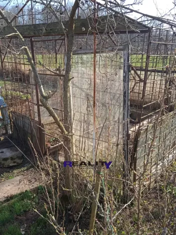 Pronájem zahrady, Kryry, 367 m2