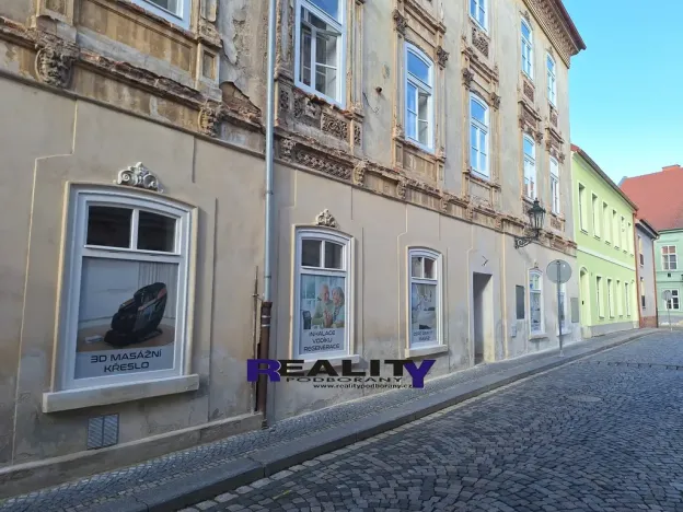 Pronájem obchodního prostoru, Žatec, Poděbradova, 145 m2