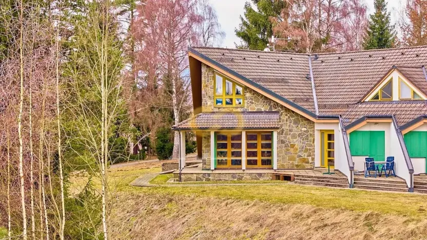 Prodej bytu 1+kk, Horní Planá, Jenišov, 43 m2