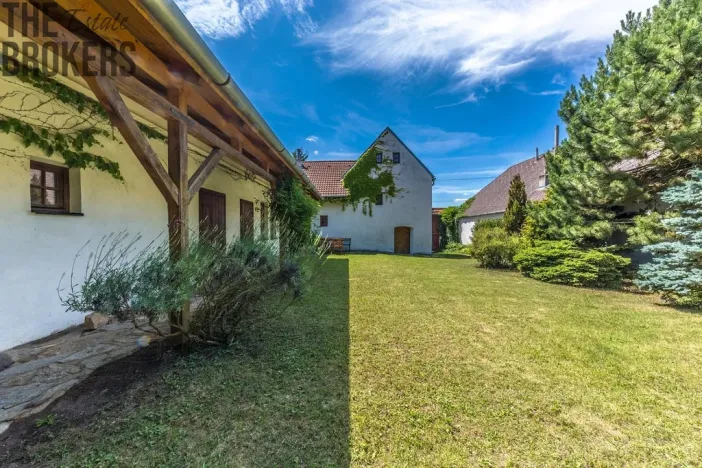 Prodej rodinného domu, Chvalatice, 250 m2