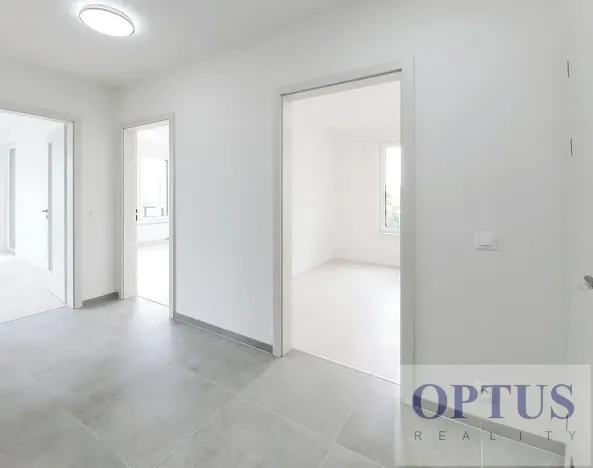 Pronájem bytu 3+kk, Praha - Hloubětín, Waltariho, 73 m2