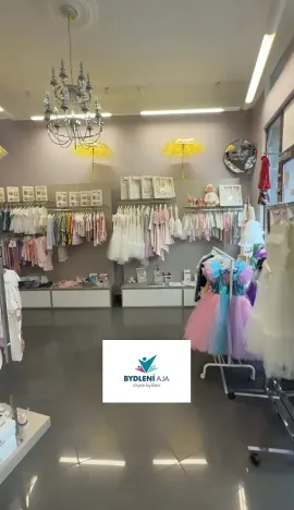 Prodej obchodního prostoru, Karlovy Vary, Zámecký vrch, 49 m2