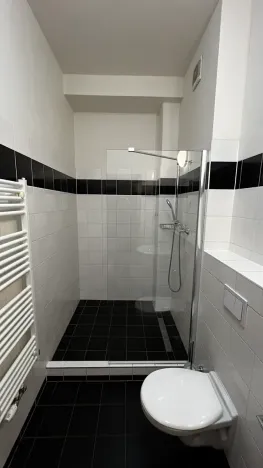 Pronájem bytu 1+kk, Praha - Smíchov, Křížová, 35 m2